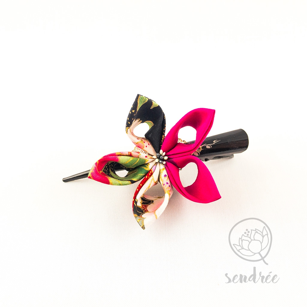 Pince fleur black and pink sendrée tissu japonais