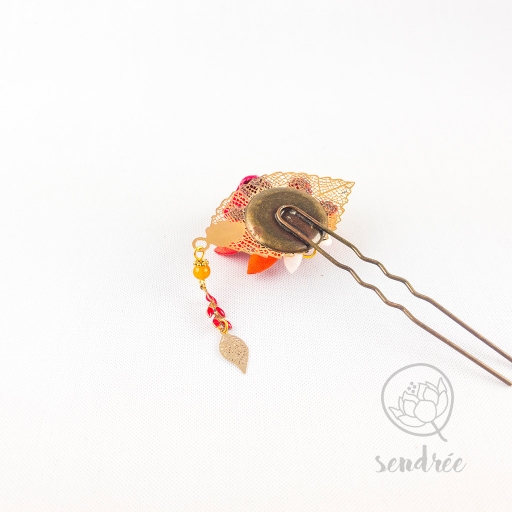 Épingle fleur momiji feuille sendrée tissu japonais